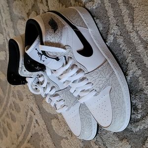 Nike Air Jordan Retro 1 High White Elephant Sneakers 6Y
